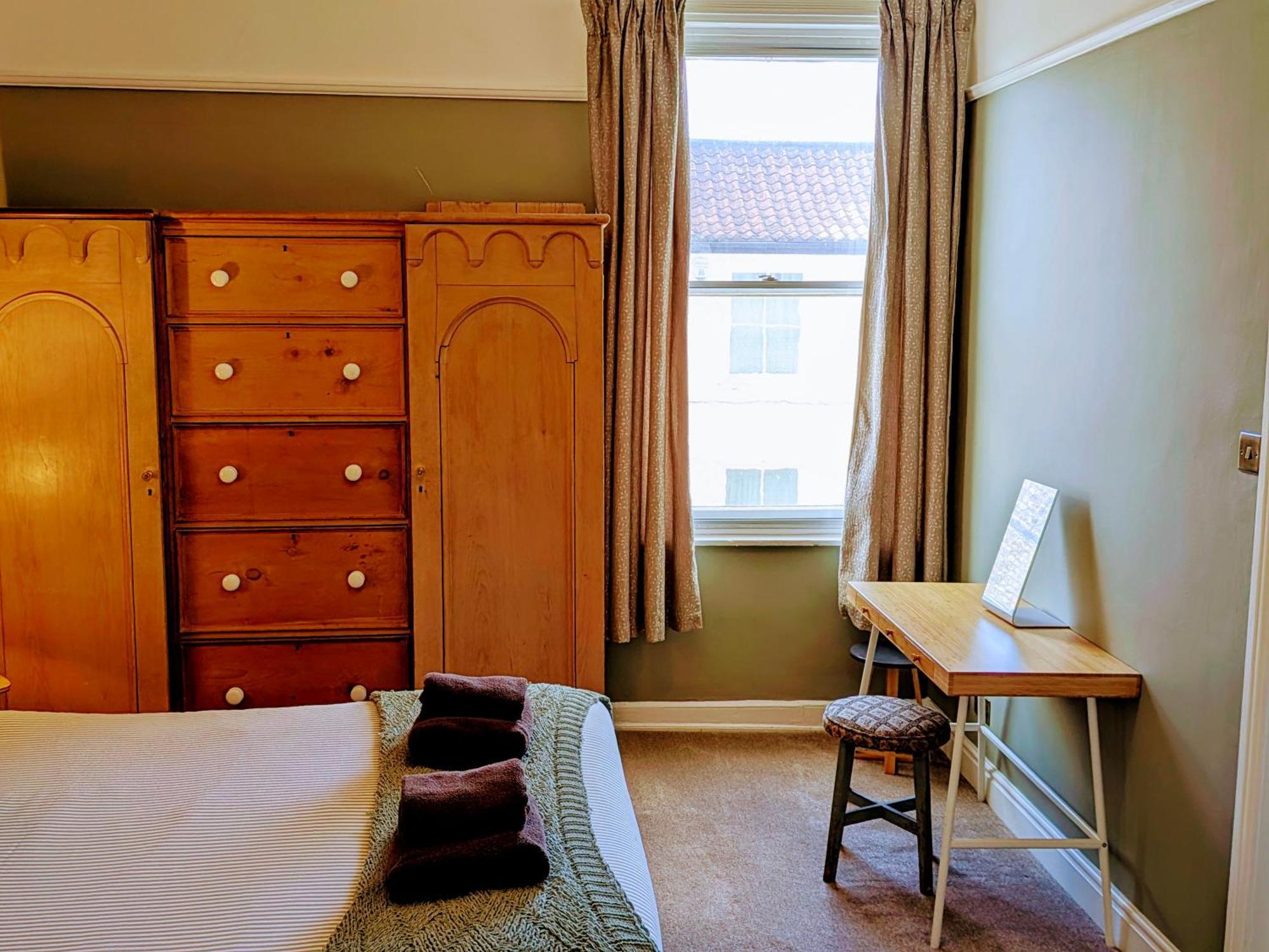 Fifth Quarter Apartment With Free Parking York Exterior foto